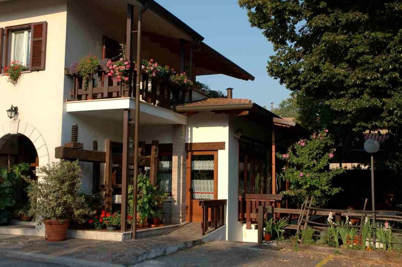 Lokanda Devetak Savogna d'Isonzo ภายนอก รูปภาพ